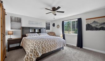 16 Hadley Ln, Blanchard, ID 83804