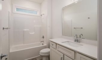 794 Fairway Rd, Ayden, NC 28513