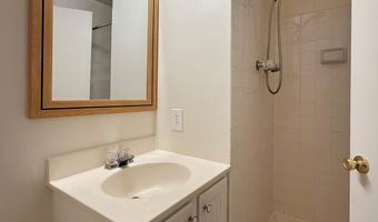 10240 ARIZONA Cir 33, Bethesda, MD 20817