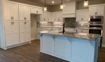 3607 SW Carter Rd, Bentonville, AR 72713