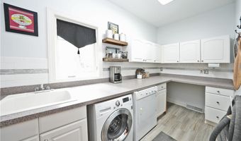 1469 Hopkins Rd, Amherst, NY 14221