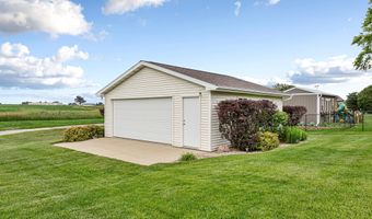 1006 24th Ave NW, Austin, MN 55912
