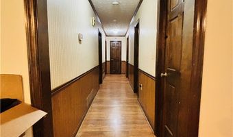 110 Saxon Woods Dr, Athens, GA 30607