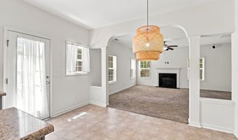 133 Star Ct, Aberdeen, NC 28315