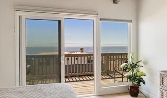 617 Beach Dr, Aptos, CA 95003