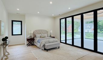 8908 MOHAWK Ln, Bethesda, MD 20817