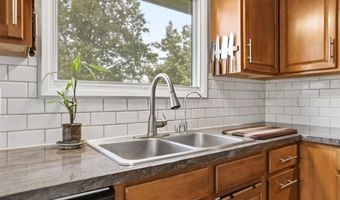 2260 Tasha Dr, Anchorage, AK 99502