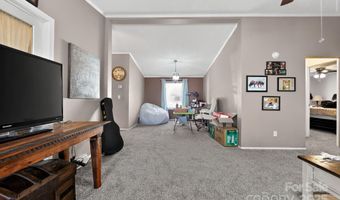 19 Morton Ln, Asheville, NC 28806