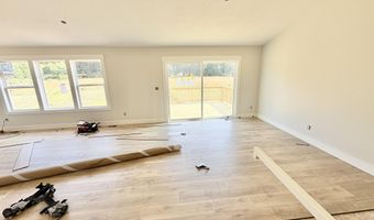 8296 Kettle Oak Dr SE, Alto, MI 49302