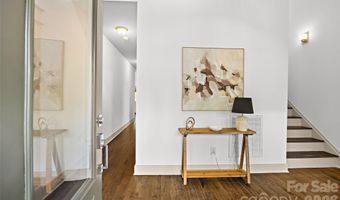 2530 Bay St, Charlotte, NC 28205
