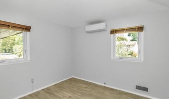 83 The Dell, Albertson, NY 11507