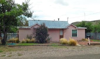 304 S 12th St, Alpine, TX 79830