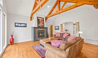 11668 E Laketowne Dr, Albertville, MN 55301