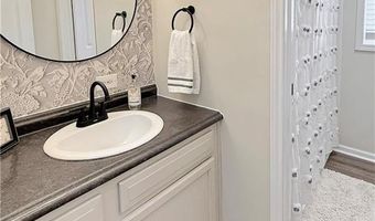 55 Kelley Rd, Batesville, AR 72501