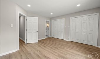 110 Willeford Dr, Savannah, GA 31411