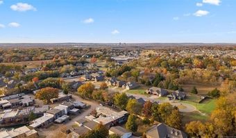 39 SE Shadowlake Dr 39, Bartlesville, OK 74006
