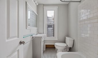 213 DAWSON St, Philadelphia, PA 19128