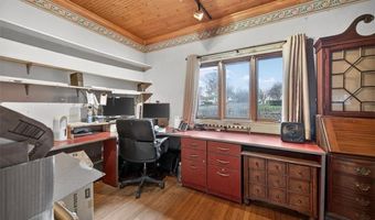102 Willett Ave, East Providence, RI 02915
