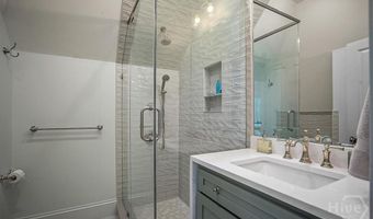 415 Westview Dr, Athens, GA 30606