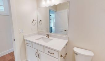 4 Longview Dr 403, Atkinson, NH 03811