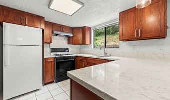 98-588 Kilinoe St 101, Aiea, HI 96701