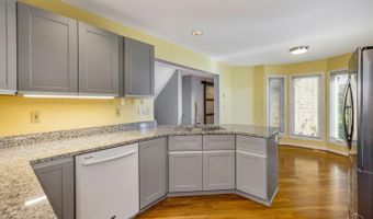 55 Cove Ct, Hamilton, OH 45013