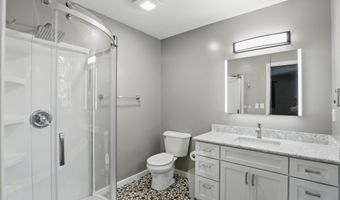 8635 Bishops Ln, Indianapolis, IN 46217