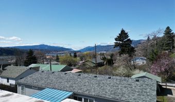 311 W LINCOLN St, Bingen, WA 98605