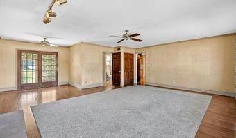 520 ERICKSON Ave, Hockessin, DE 19707
