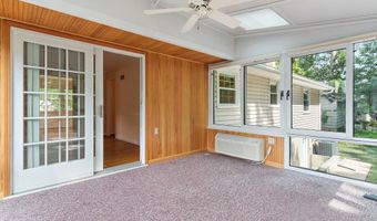 1008 HARBOR Dr, Annapolis, MD 21403