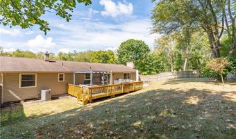 367 Woodlawn Reserve Rd, Akron, OH 44305