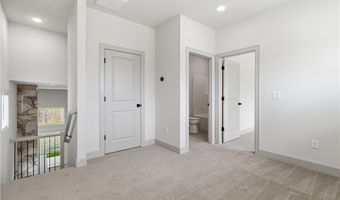 1041 Whistler St, Bentonville, AR 72713