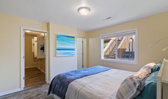 259 S PACIFIC St, Rockaway Beach, OR 97136