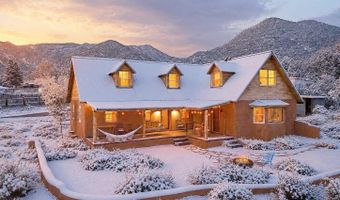 71 Calle Martinez, Arroyo Seco, NM 87514