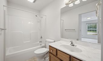 952 Oakbrook Dr, Ashland, OH 44805