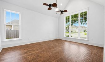 19738 Savannah St, Biloxi, MS 39532