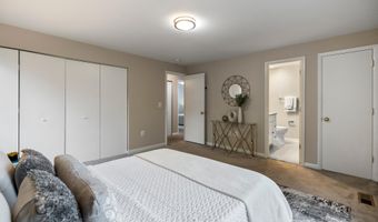 6352 12TH St N, Arlington, VA 22205