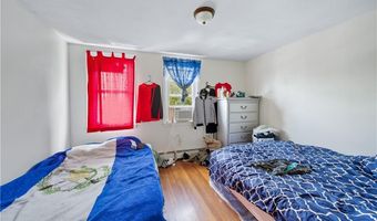 32 Maplewood Ave, Cranston, RI 02920