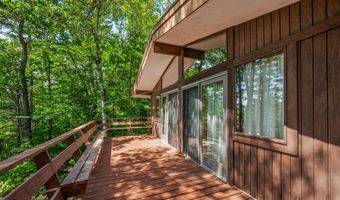 27 Moat Mountain Cir, Bartlett, NH 03812