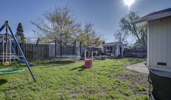 2575 Holly St, Anderson, CA 96007