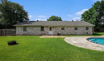 2268 Tanglewood St, Weatherford, TX 76085