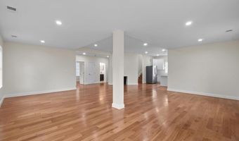 9300 OLD GEORGETOWN Rd, Bethesda, MD 20814