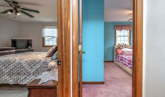 21 Oxford Ln, Cromwell, CT 06416