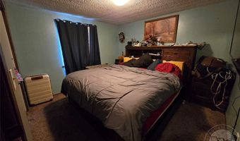 916 Wyoming Ave, Baker, MT 59313