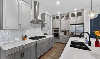 5313 DEL CORONADO Dr, Apollo Beach, FL 33572