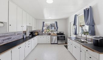 116 W 2nd Ave, Clark Fork, ID 83811