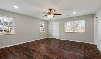 410 H St, Barling, AR 72923