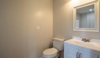 5163 Forrest Ave, Bay St. Louis, MS 39520