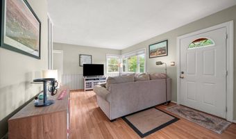 6926 VANDERBILT Dr, Alexandria, VA 22307