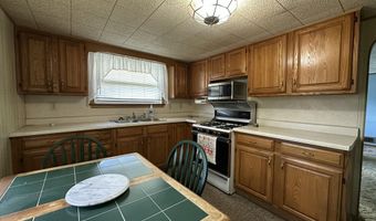 3935 Oak Ave, Altoona, PA 16601